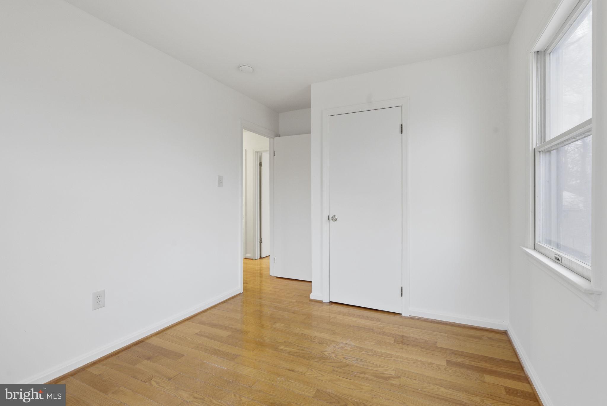 HOLLYWOOD ON THE HILL - Residential Lease