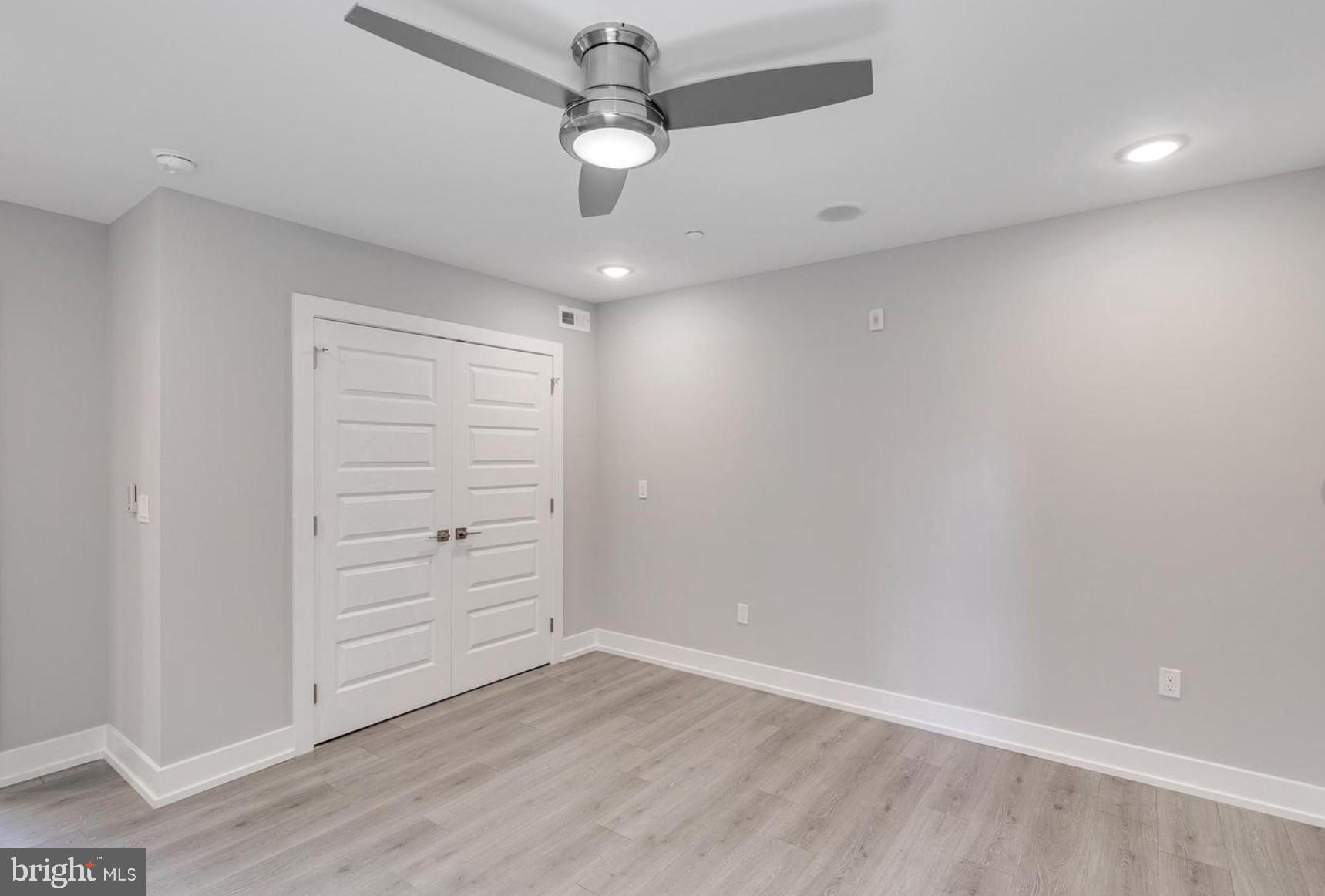 WEST PHILADELPHIA - Commercial Sale