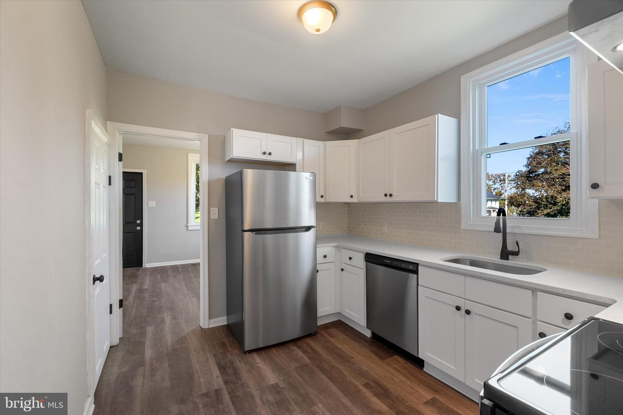 WINDSOR TWP - Residential