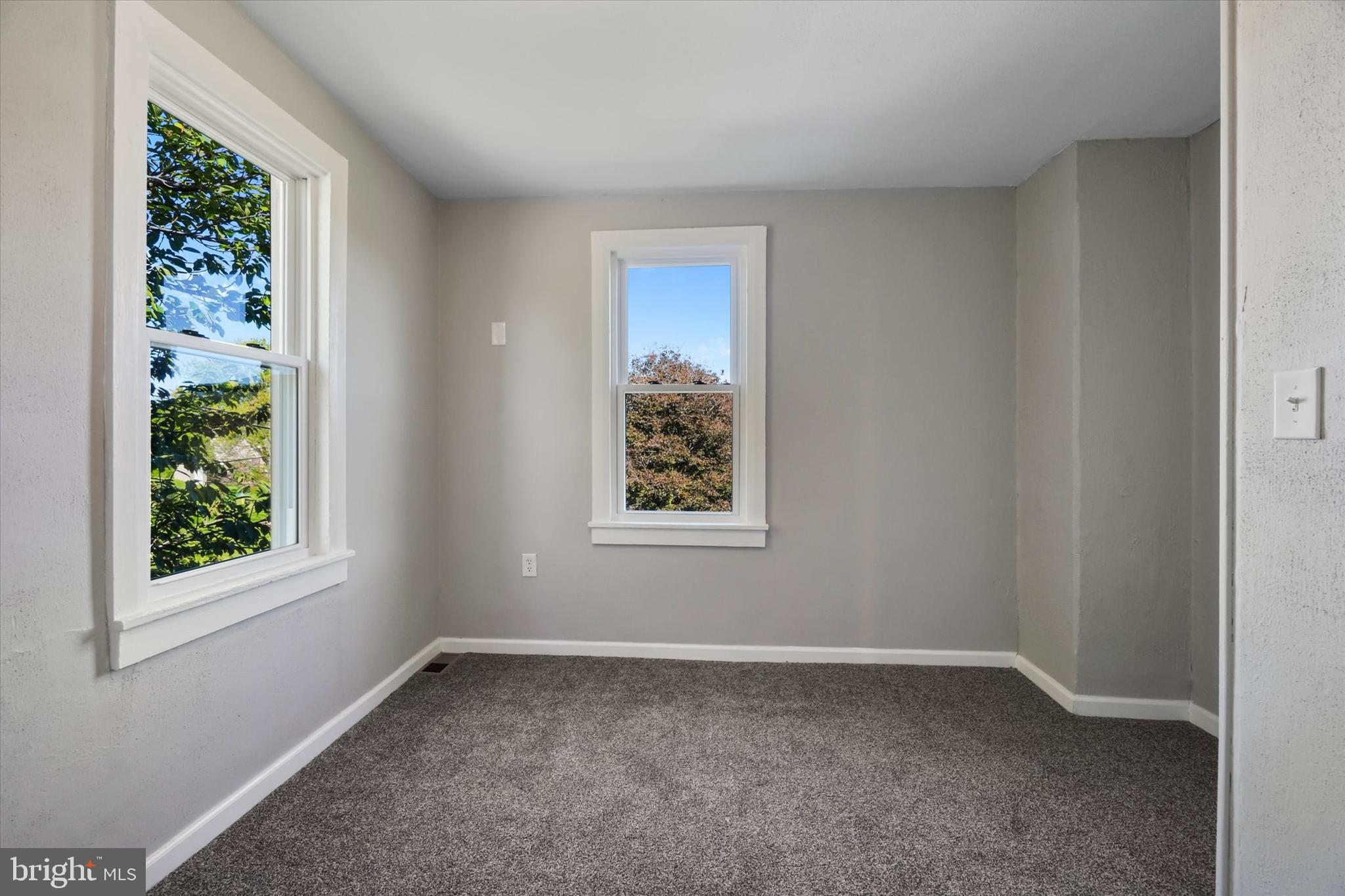 WINDSOR TWP - Residential