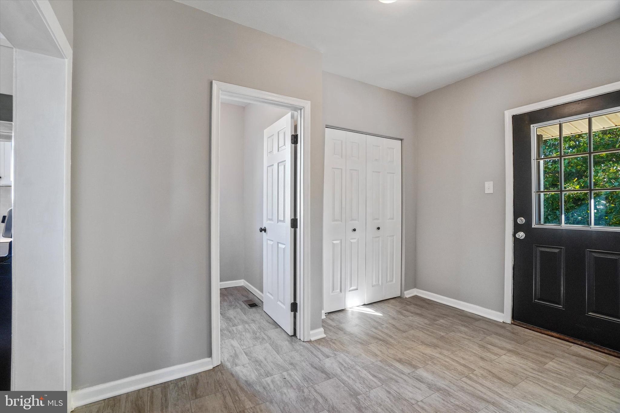 WINDSOR TWP - Residential