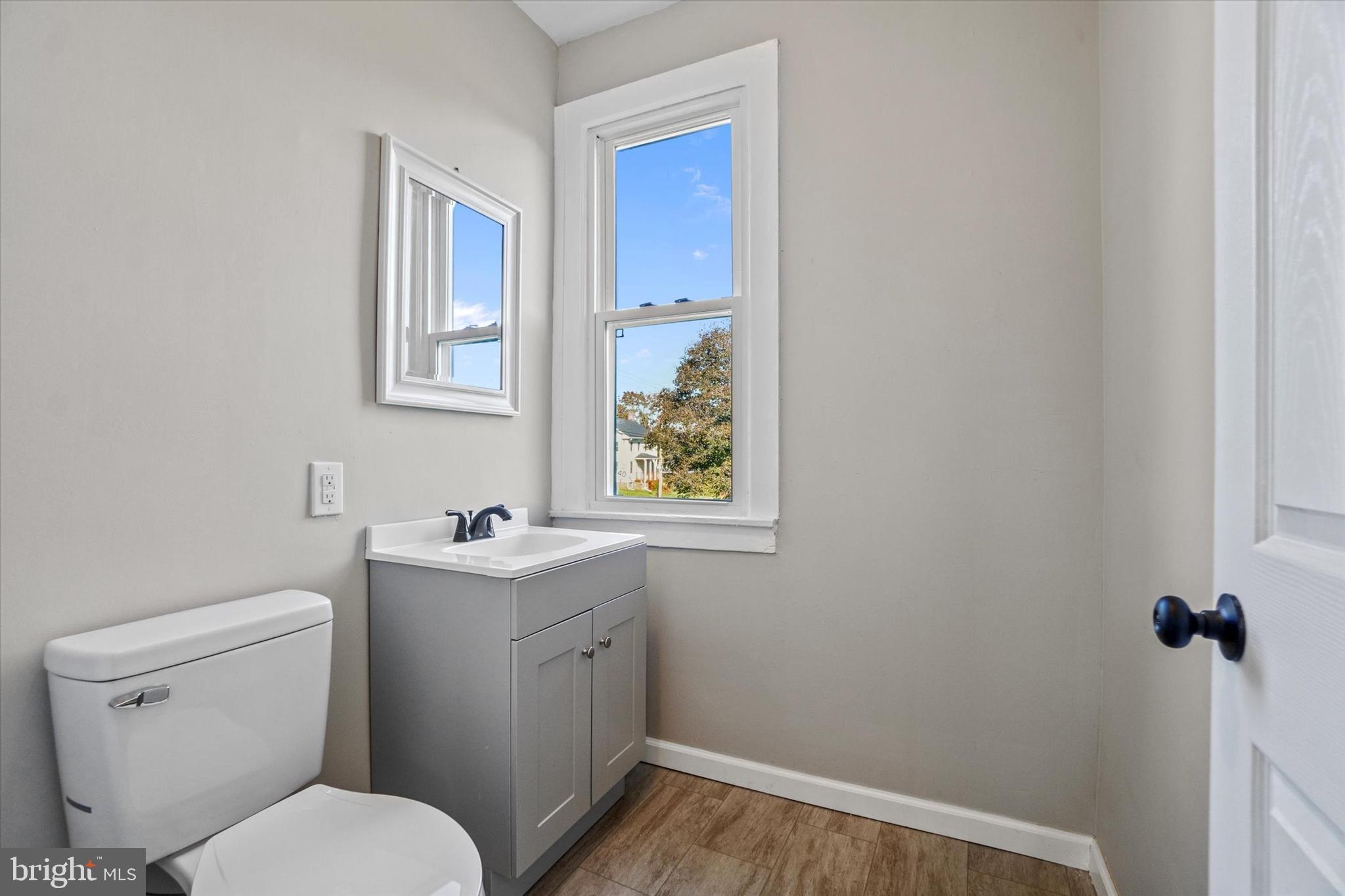 WINDSOR TWP - Residential