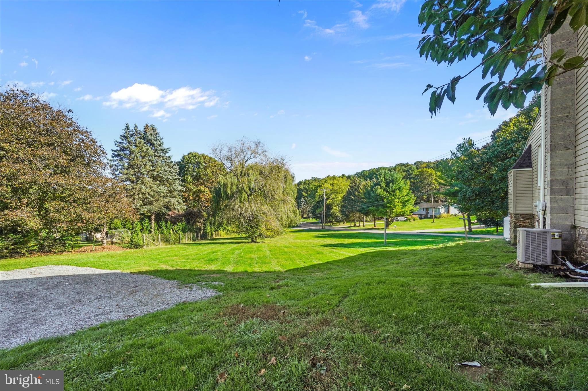 WINDSOR TWP - Residential