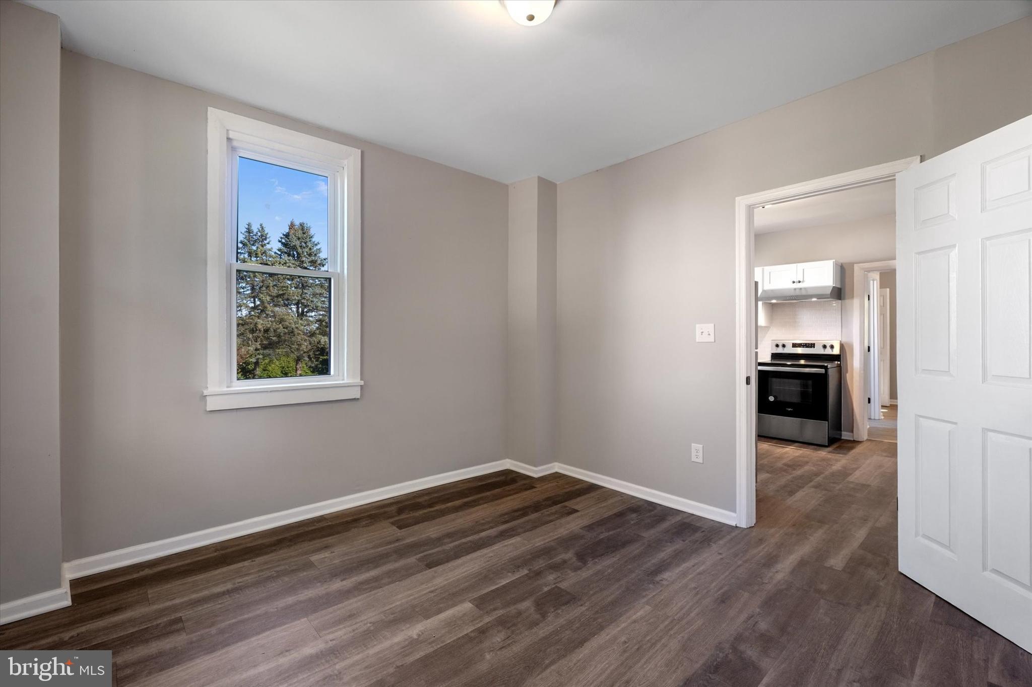 WINDSOR TWP - Residential