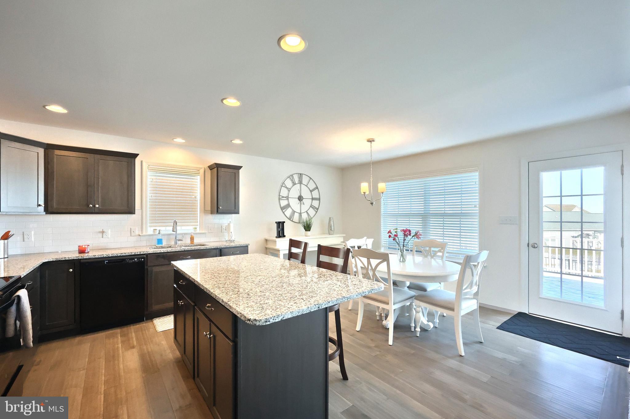 FOX RUN CREEK - Residential