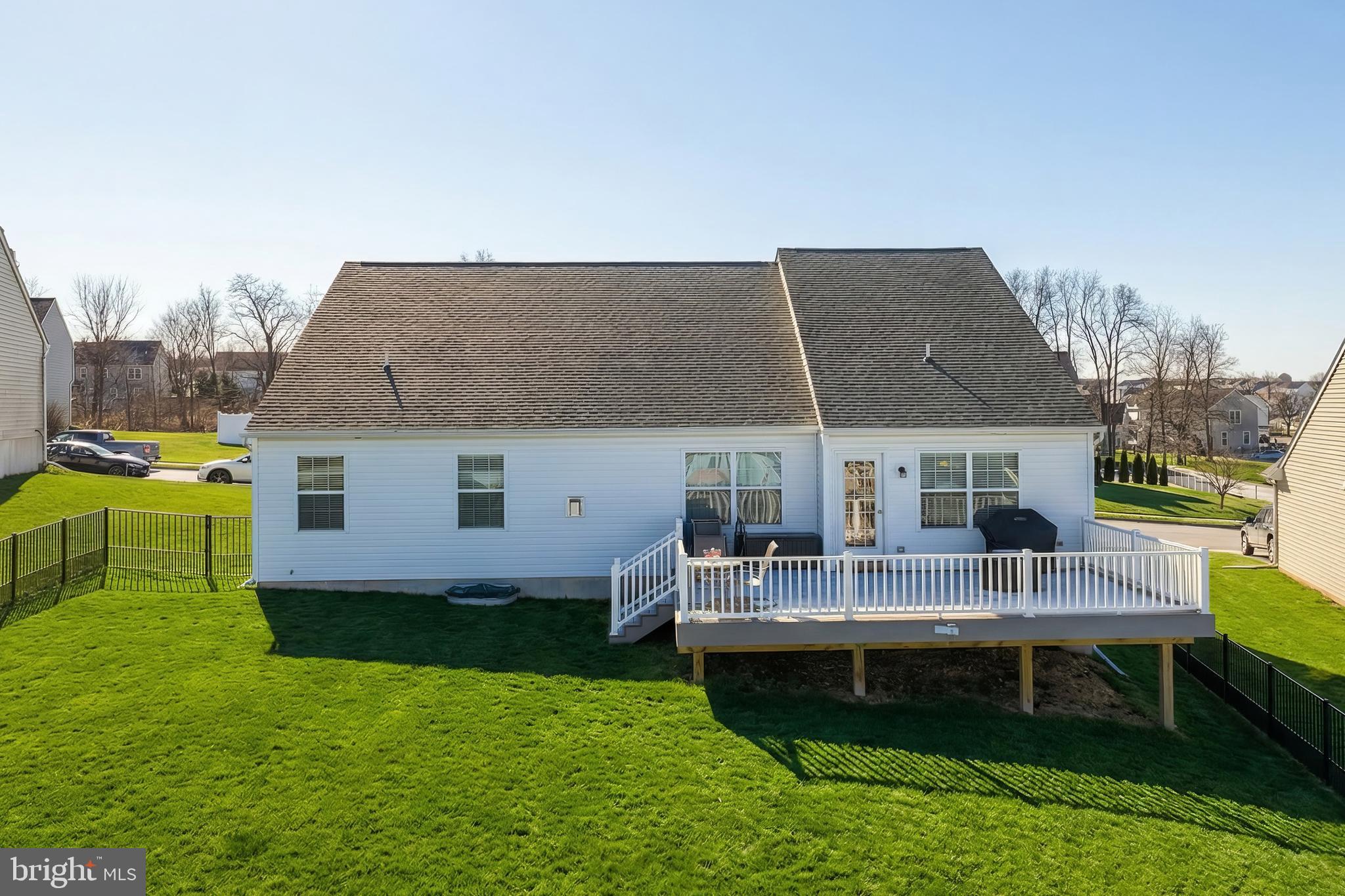 FOX RUN CREEK - Residential