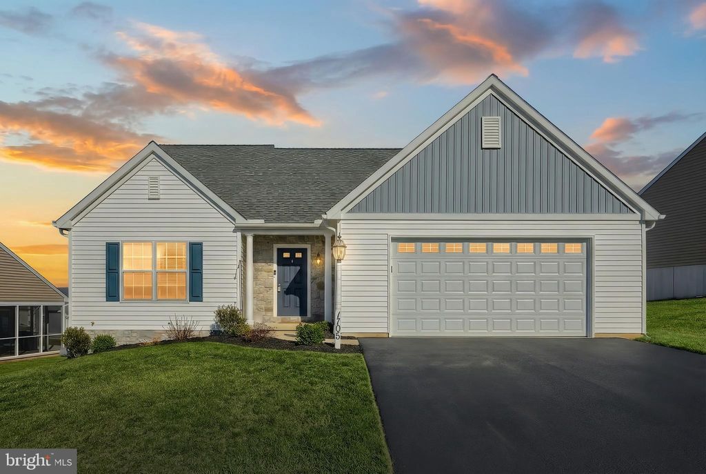 Photo of 1705 Fountain Rock Drive, DOVER, PA 17315 (MLS # PAYK2096500)