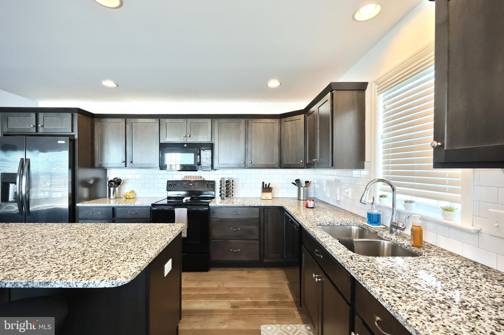 FOX RUN CREEK - Residential