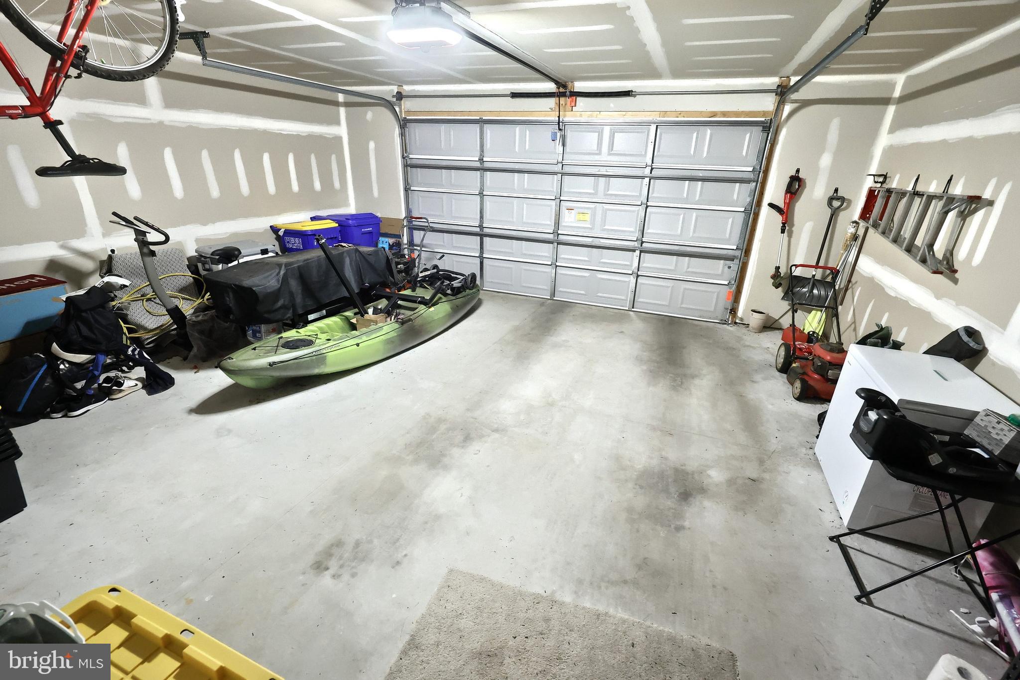 FOX RUN CREEK - Residential