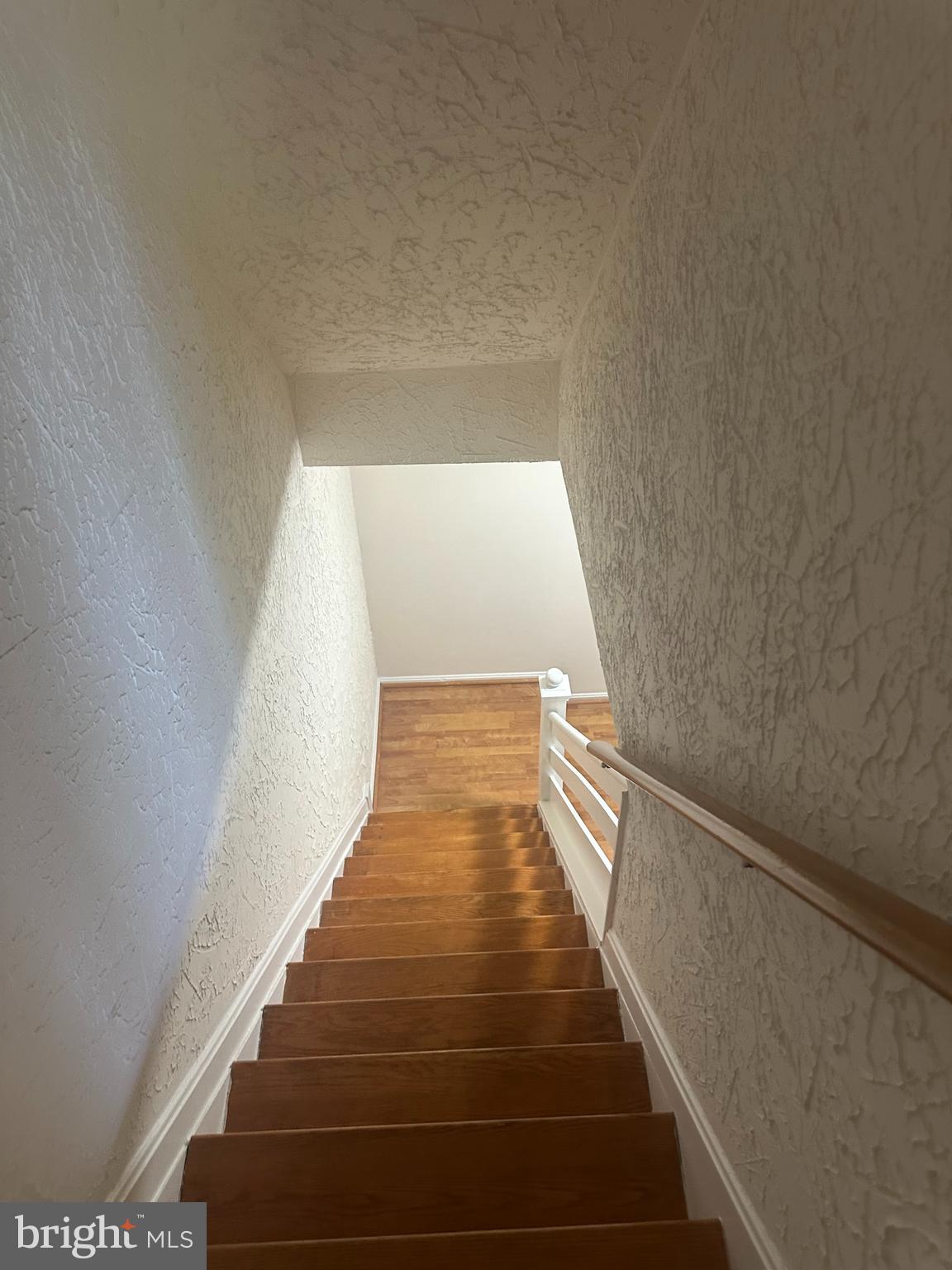 GREENWICH HILL - Residential Lease