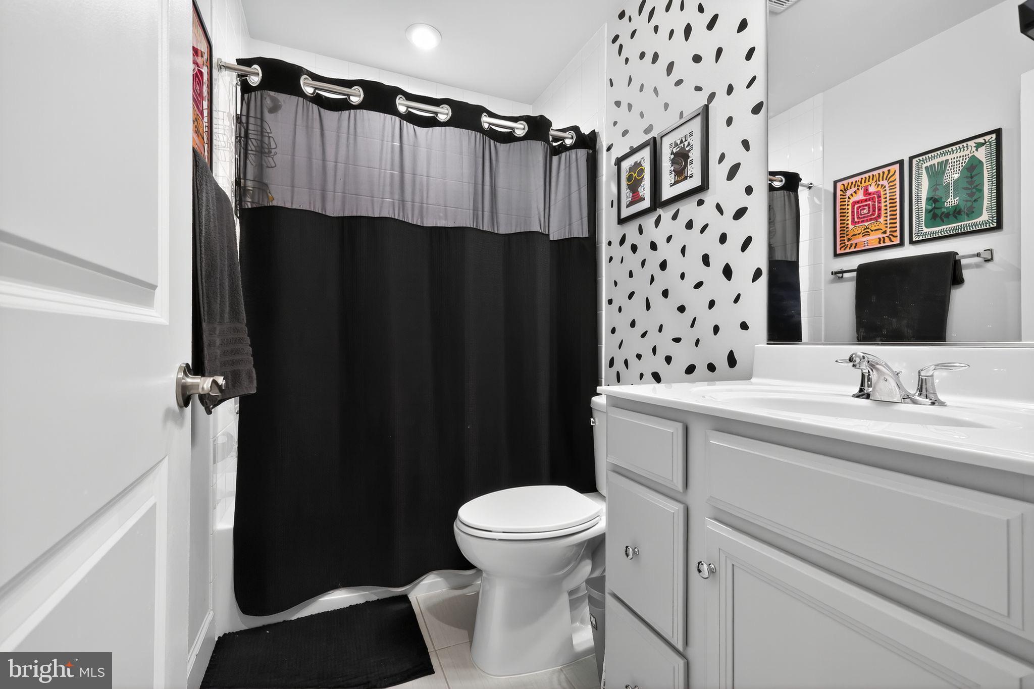 CAPITAL COURT - Residential Lease