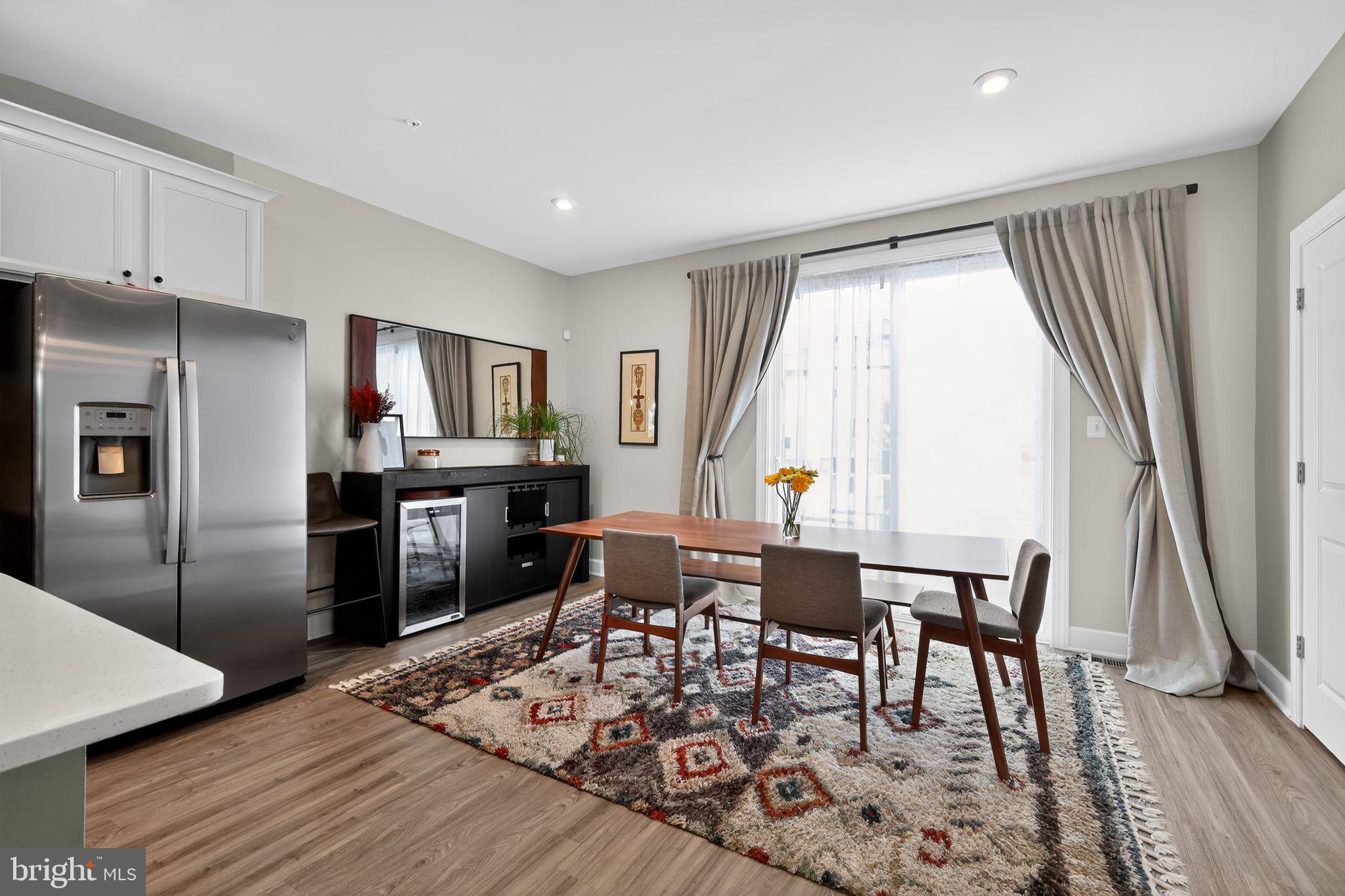 CAPITAL COURT - Residential Lease