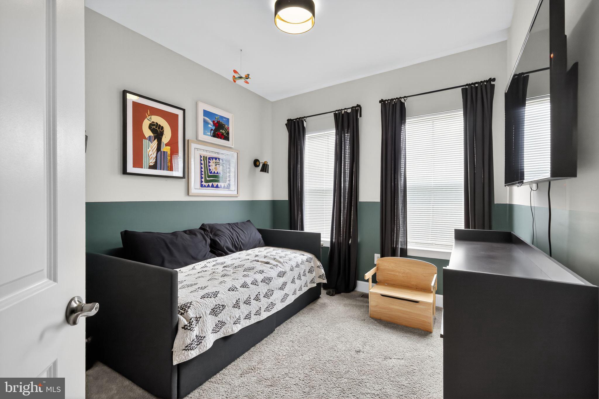 CAPITAL COURT - Residential Lease