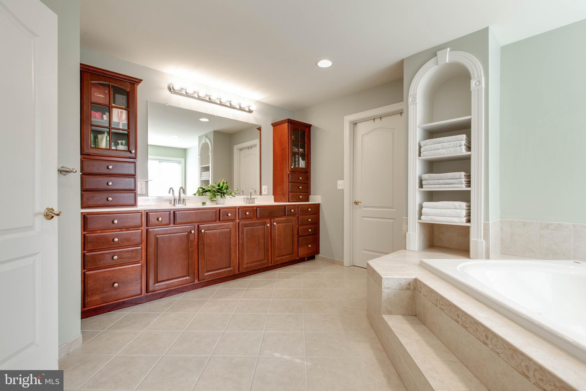 MONTJOY - Residential