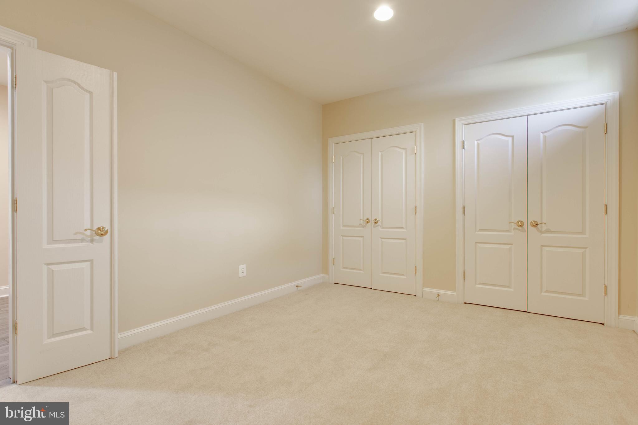 MONTJOY - Residential