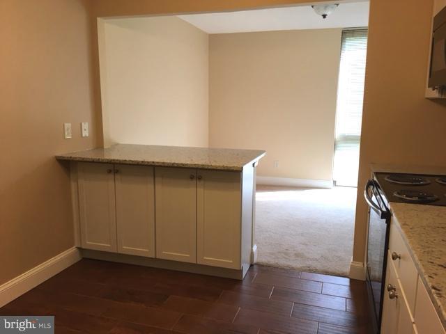 IDYLWOOD TOWERS - Residential Lease