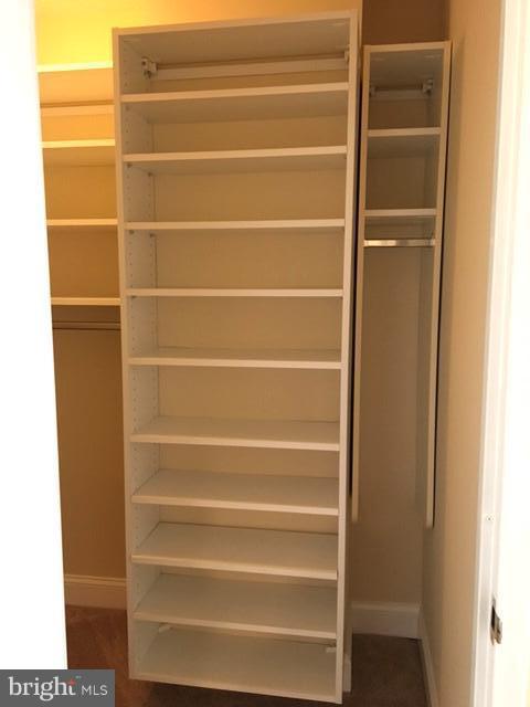 IDYLWOOD TOWERS - Residential Lease