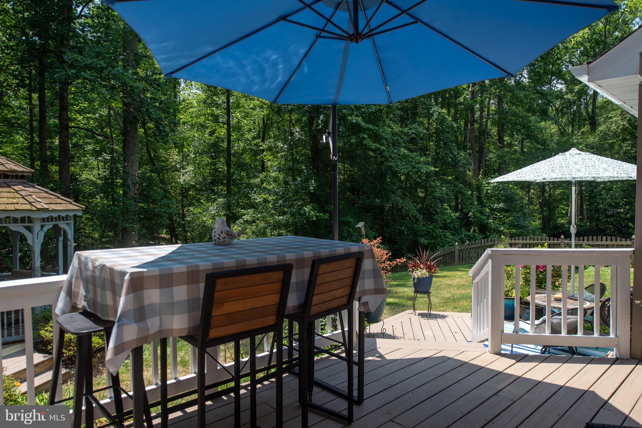 BREEZEWOOD - Residential