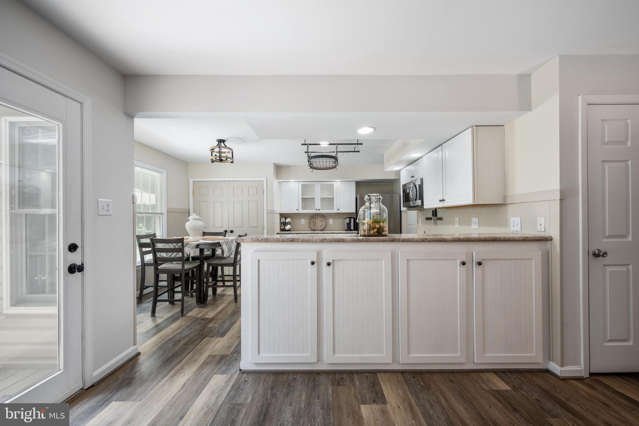 BREEZEWOOD - Residential