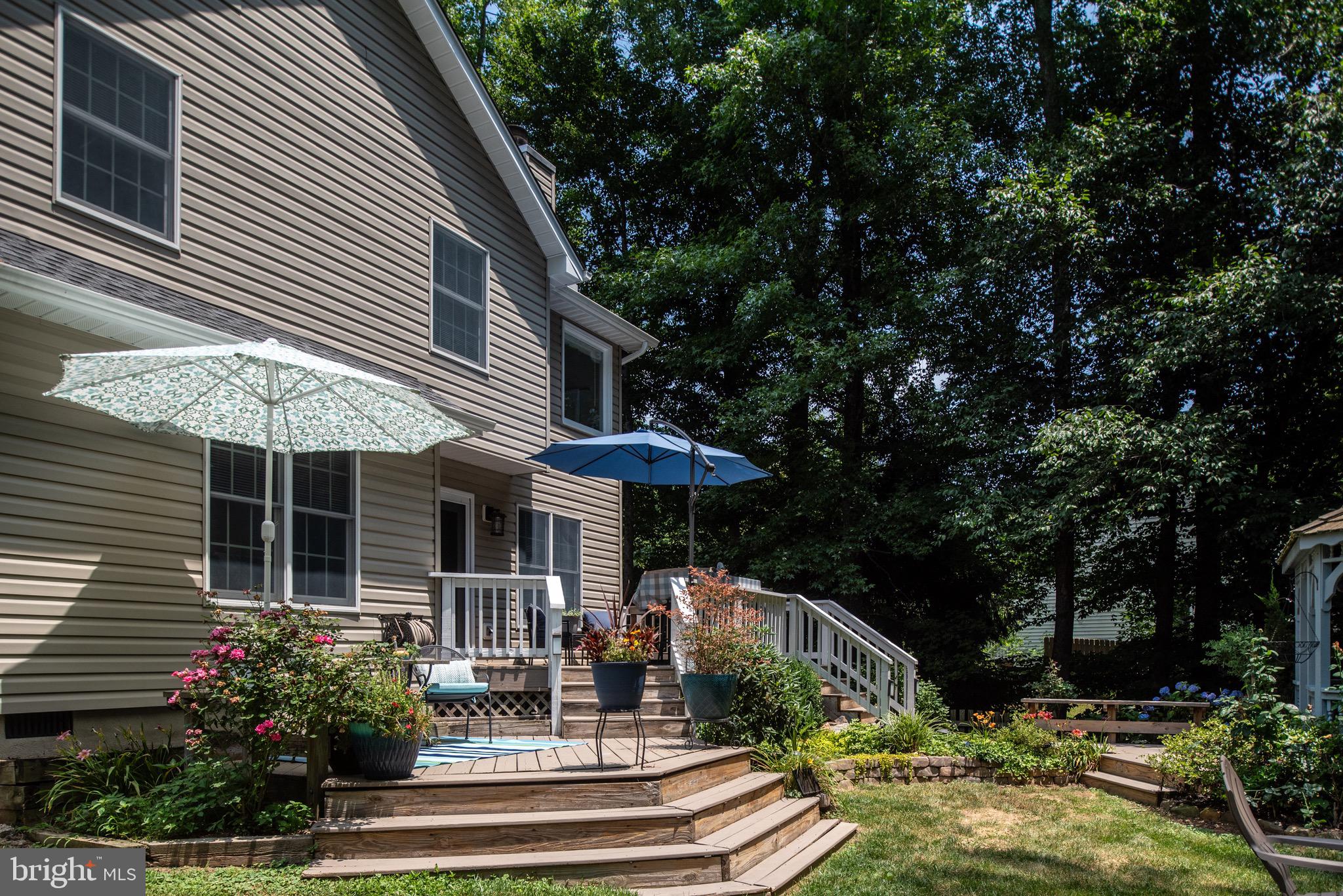 BREEZEWOOD - Residential