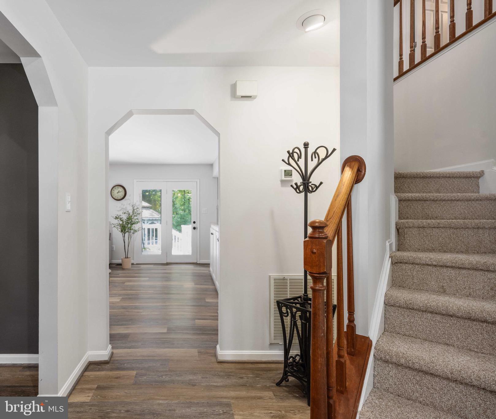 BREEZEWOOD - Residential