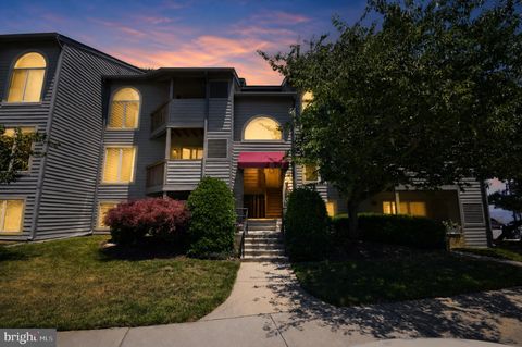 Condo For Sale - 2016 Quay Village Court #T2<br/> Anne Arundel County, ANNAPOLIS, MD 21403
