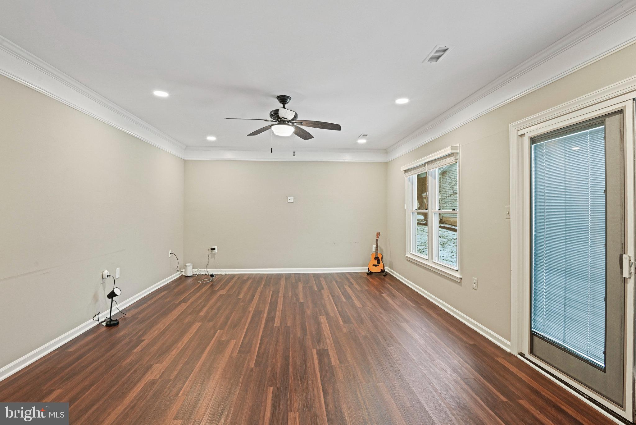 CHANTILLY HIGHLANDS - Residential Lease