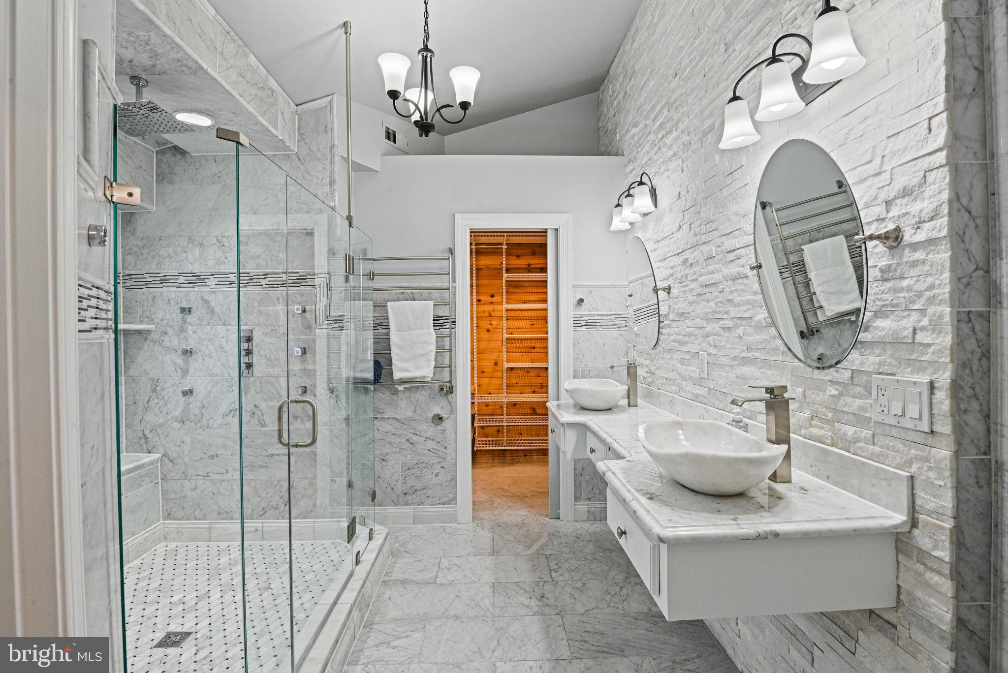 CHANTILLY HIGHLANDS - Residential Lease