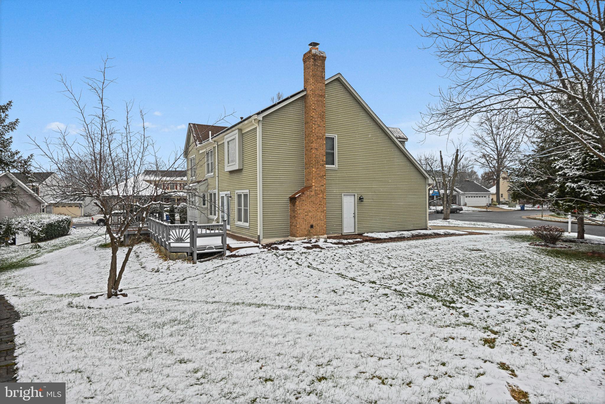 CHANTILLY HIGHLANDS - Residential Lease