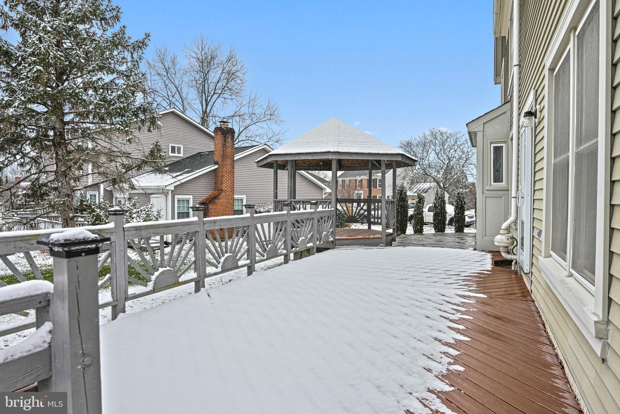 CHANTILLY HIGHLANDS - Residential Lease