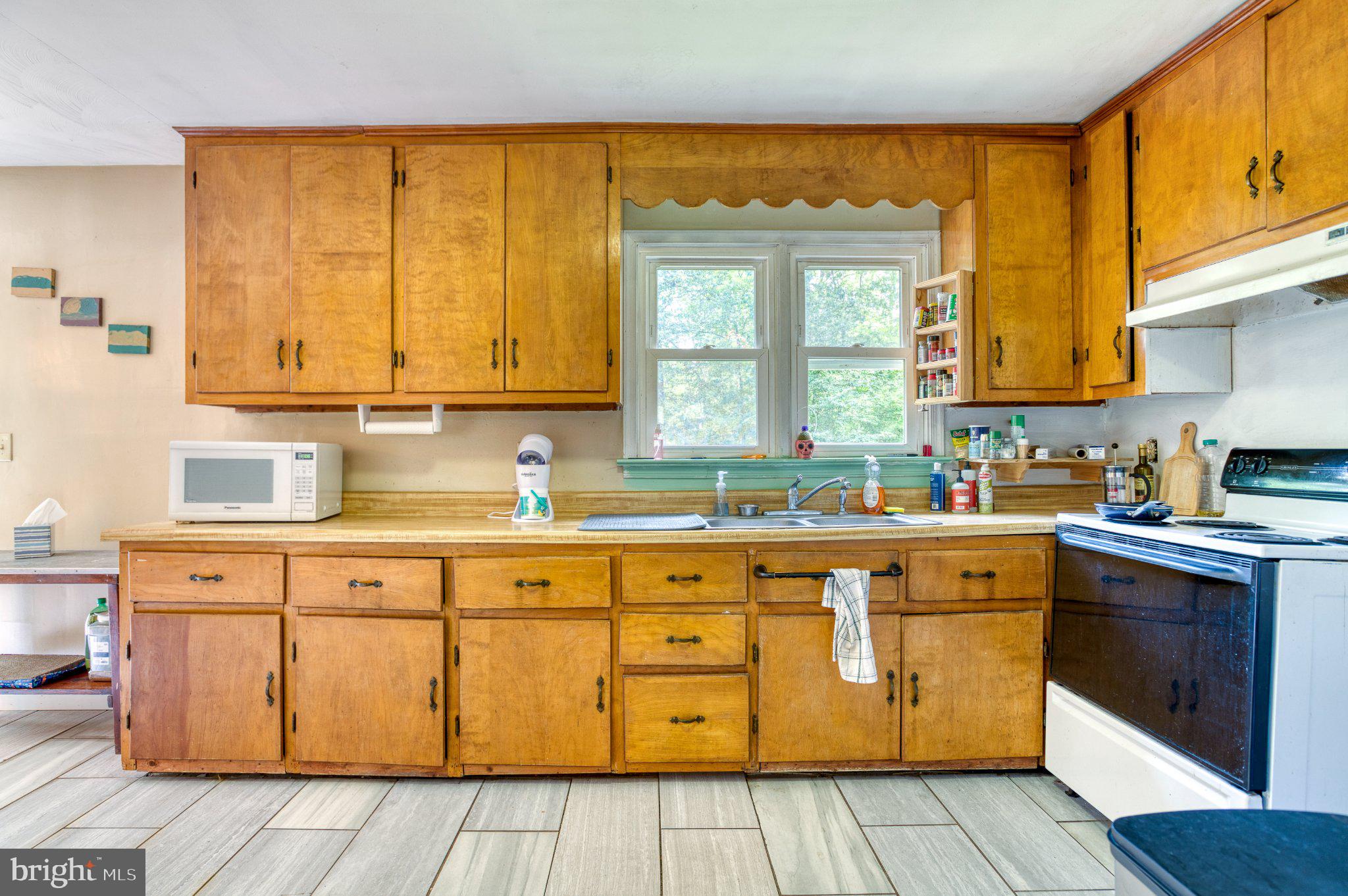 8497 KILBY WOODS DRIVE