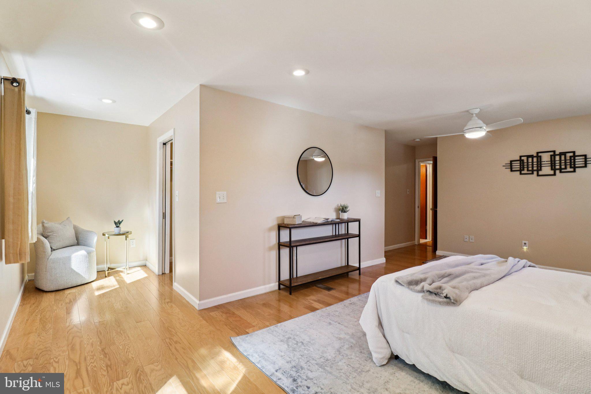 DUNN LORING WOODS - Residential