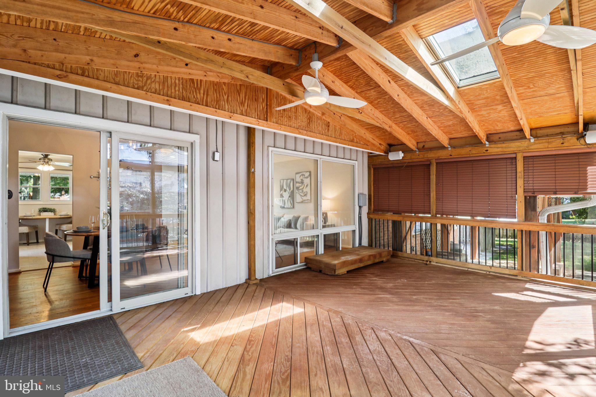 DUNN LORING WOODS - Residential