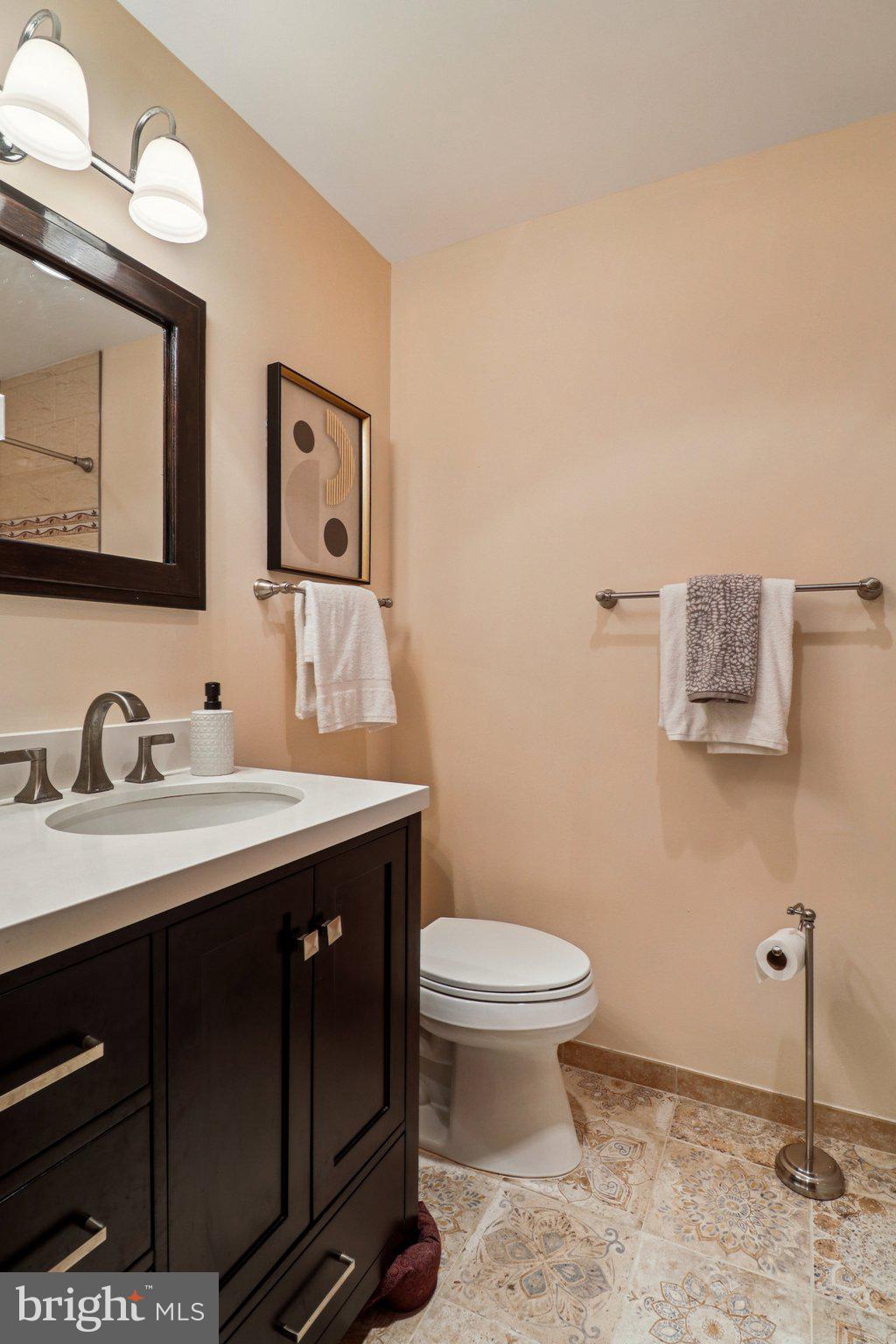 DUNN LORING WOODS - Residential