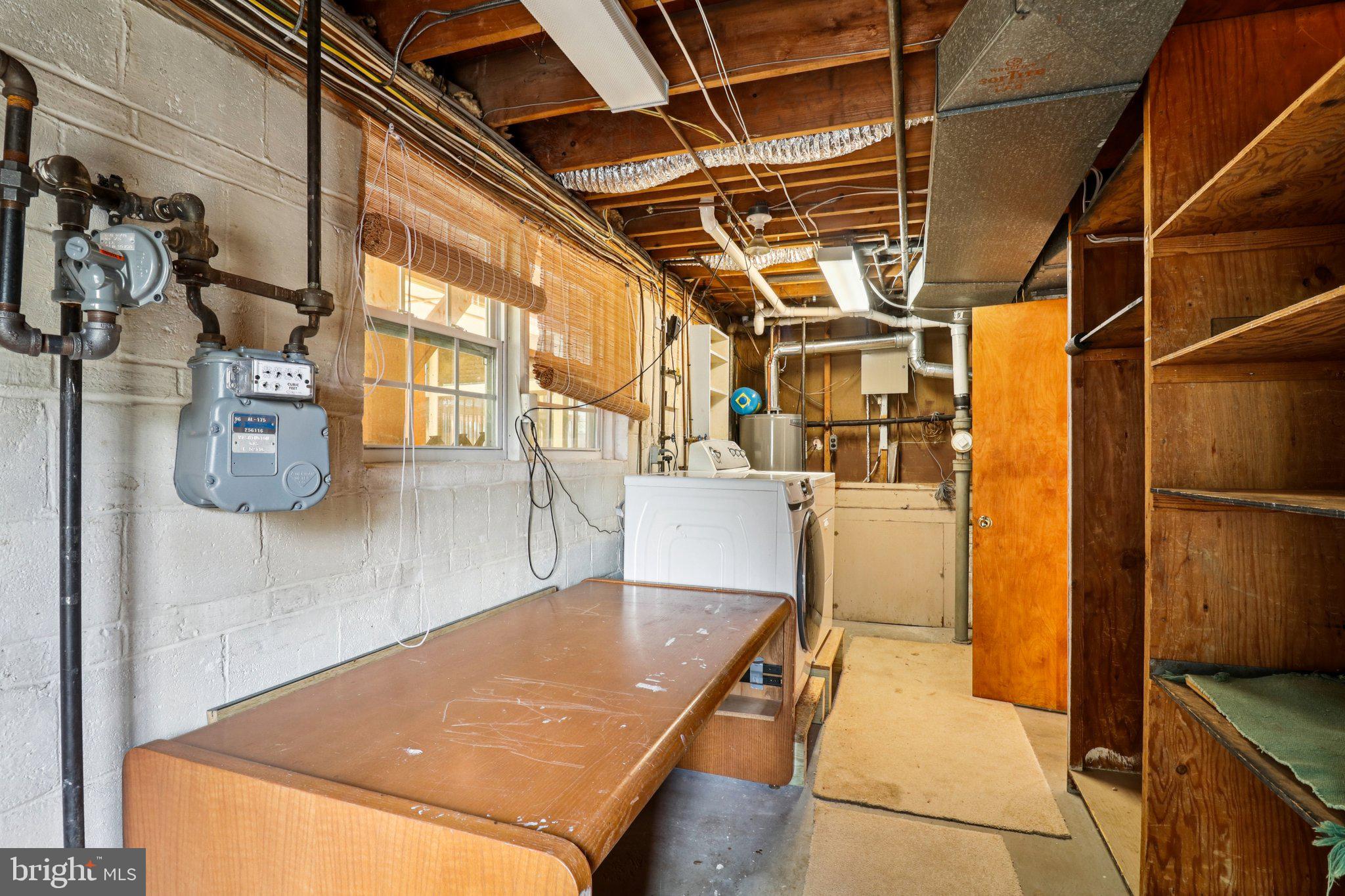 DUNN LORING WOODS - Residential