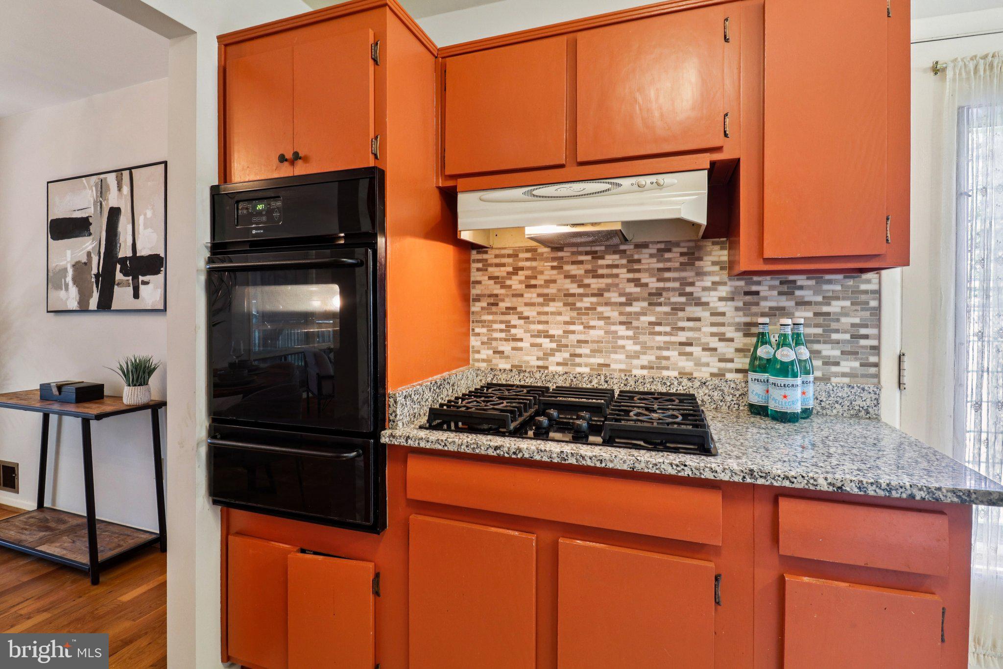 DUNN LORING WOODS - Residential