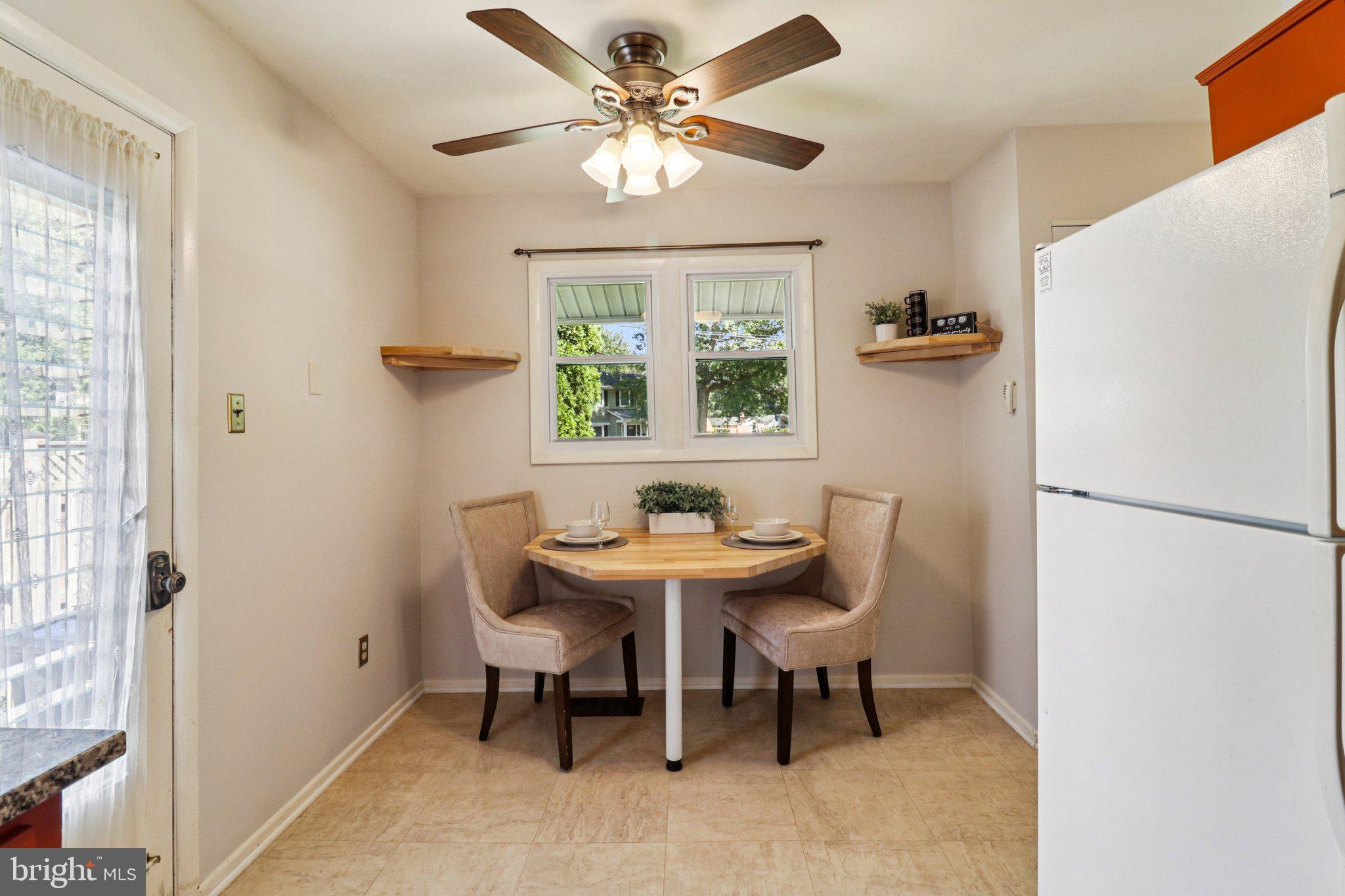 DUNN LORING WOODS - Residential