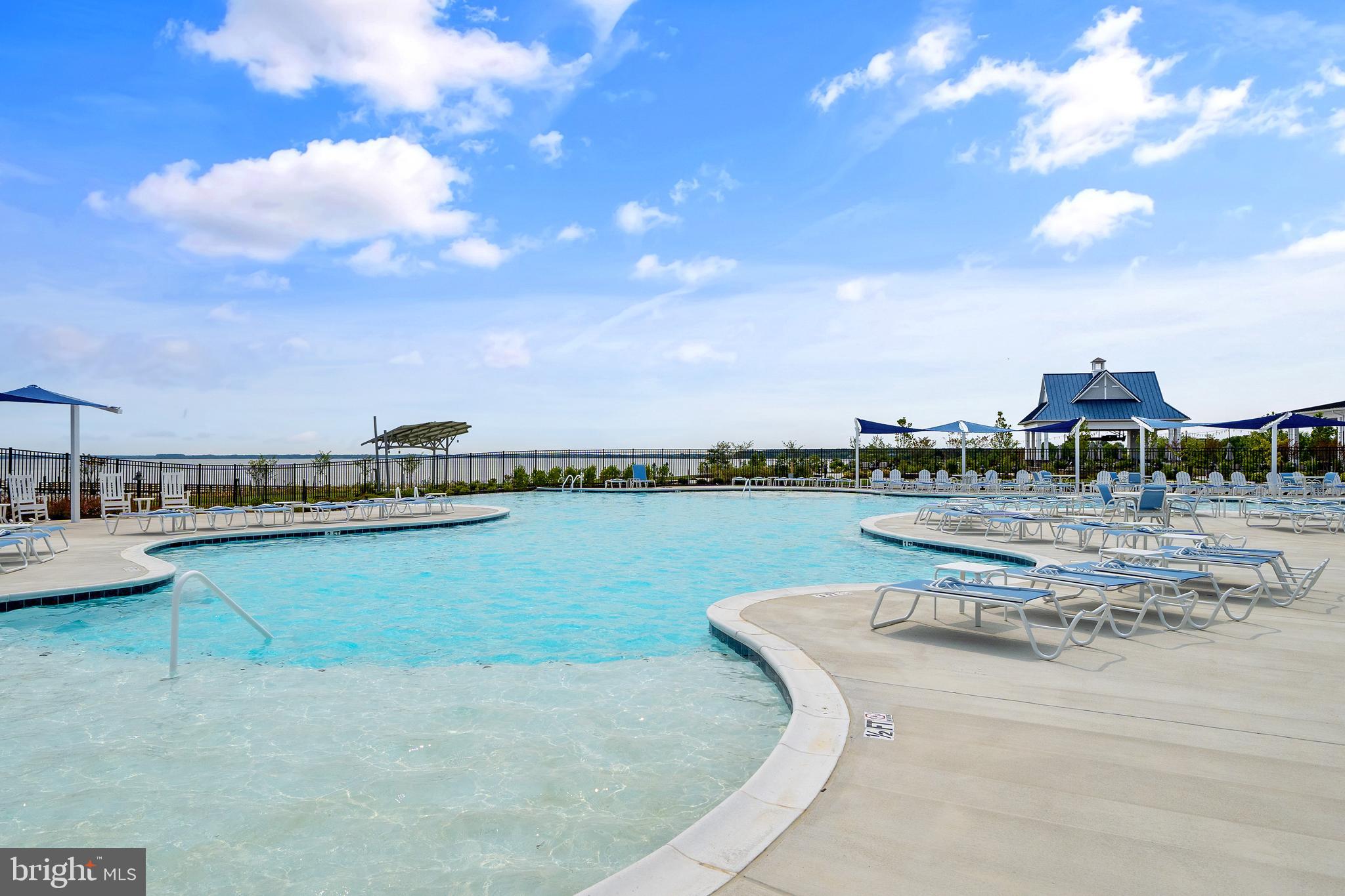 FOUR SEASONS AT KENT ISLAND - Residential