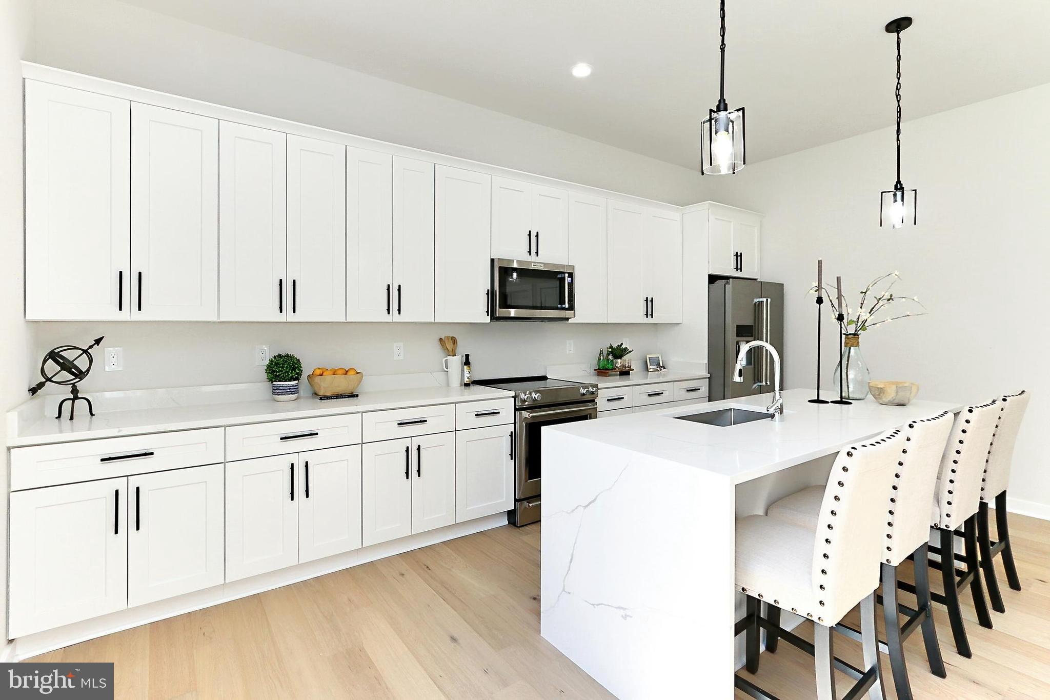 NEAR FALLS CHURCH - Residential