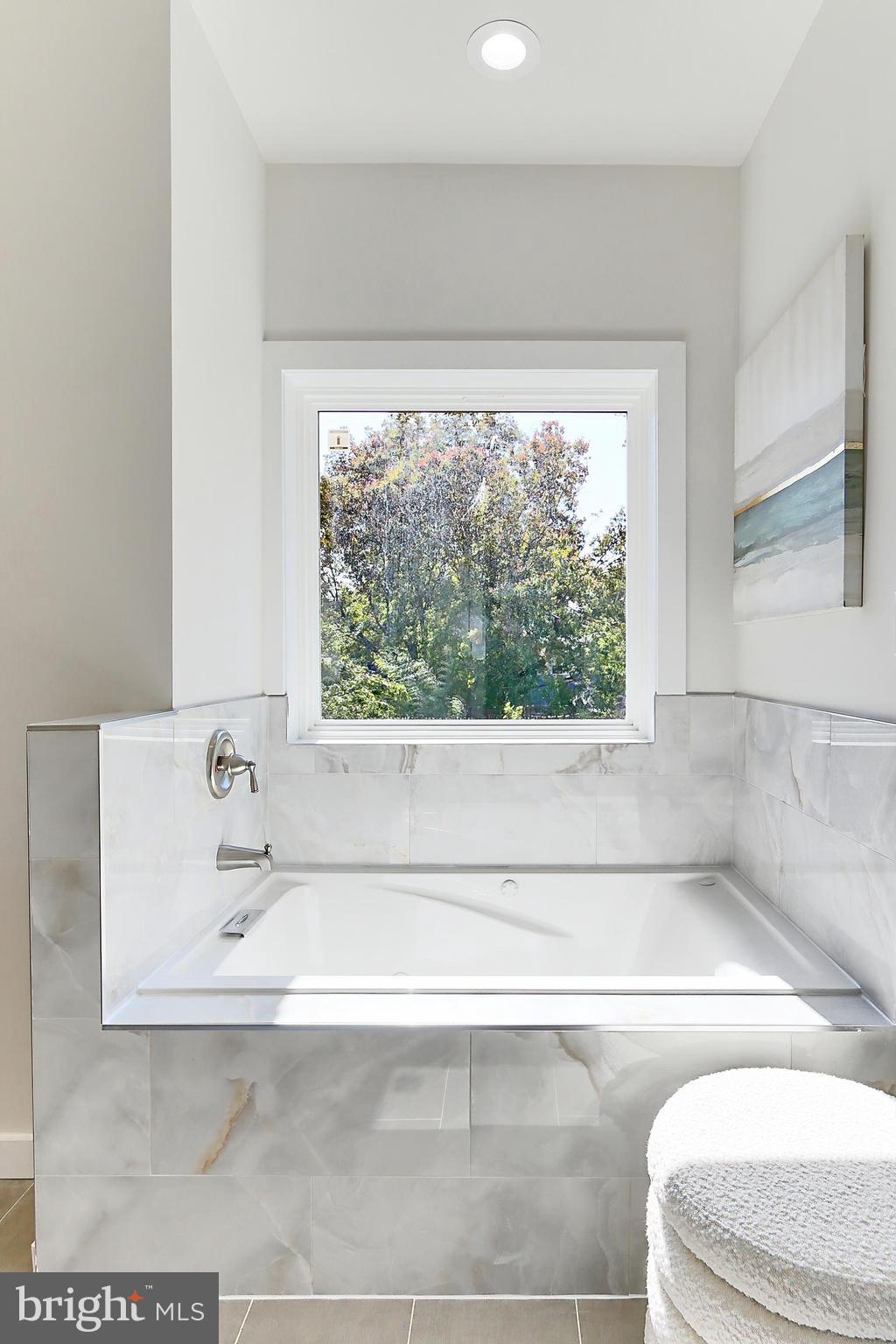 NEAR FALLS CHURCH - Residential