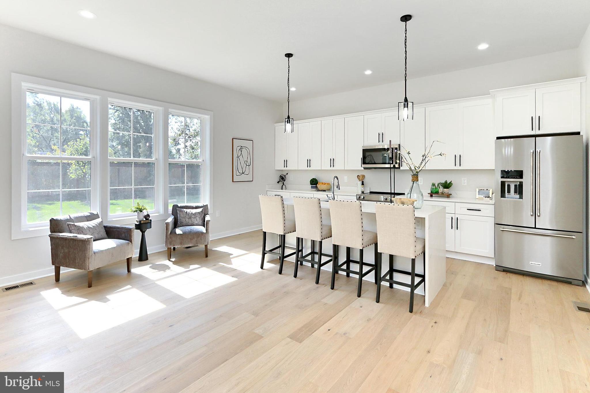 NEAR FALLS CHURCH - Residential