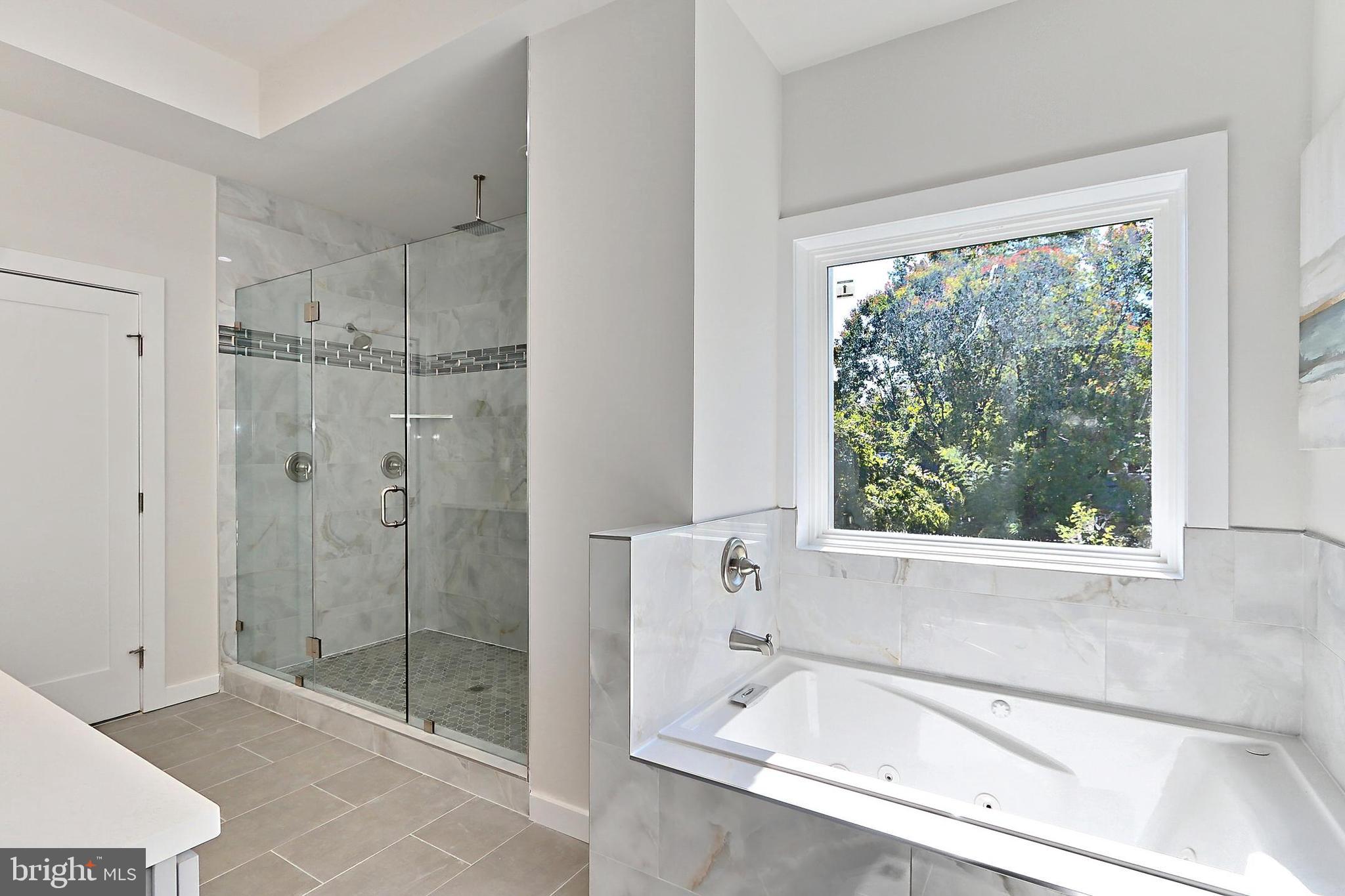 NEAR FALLS CHURCH - Residential