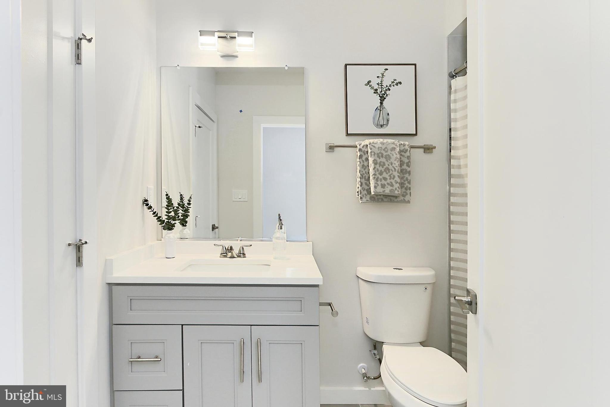 NEAR FALLS CHURCH - Residential