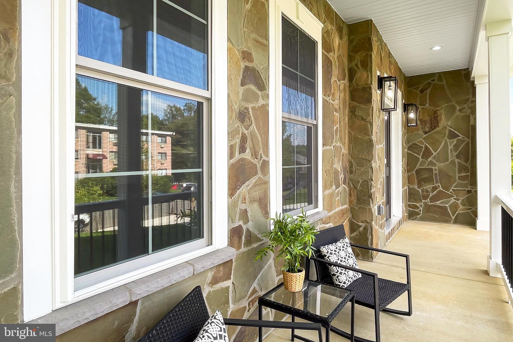 NEAR FALLS CHURCH - Residential