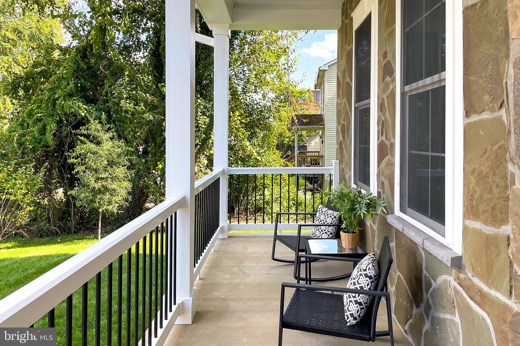 NEAR FALLS CHURCH - Residential