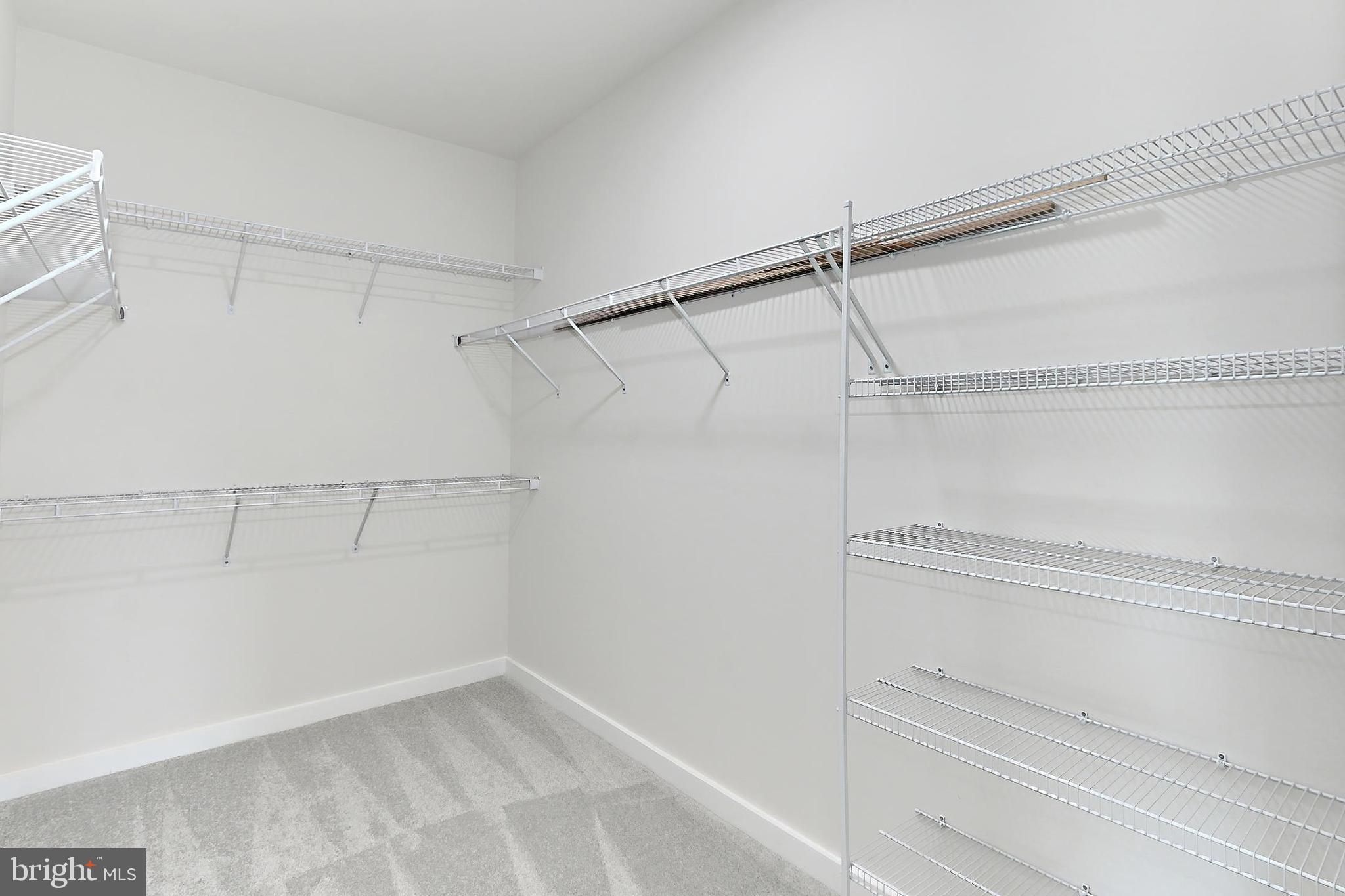 NEAR FALLS CHURCH - Residential