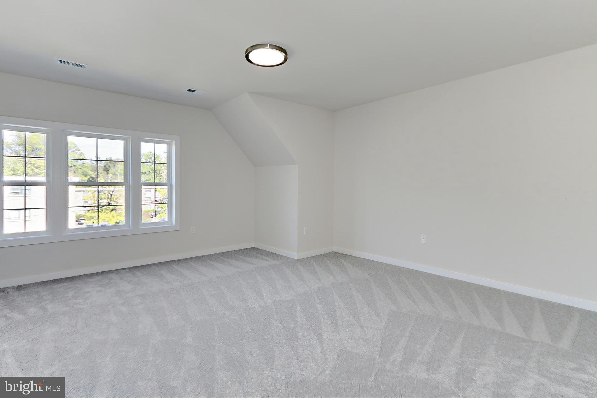 NEAR FALLS CHURCH - Residential