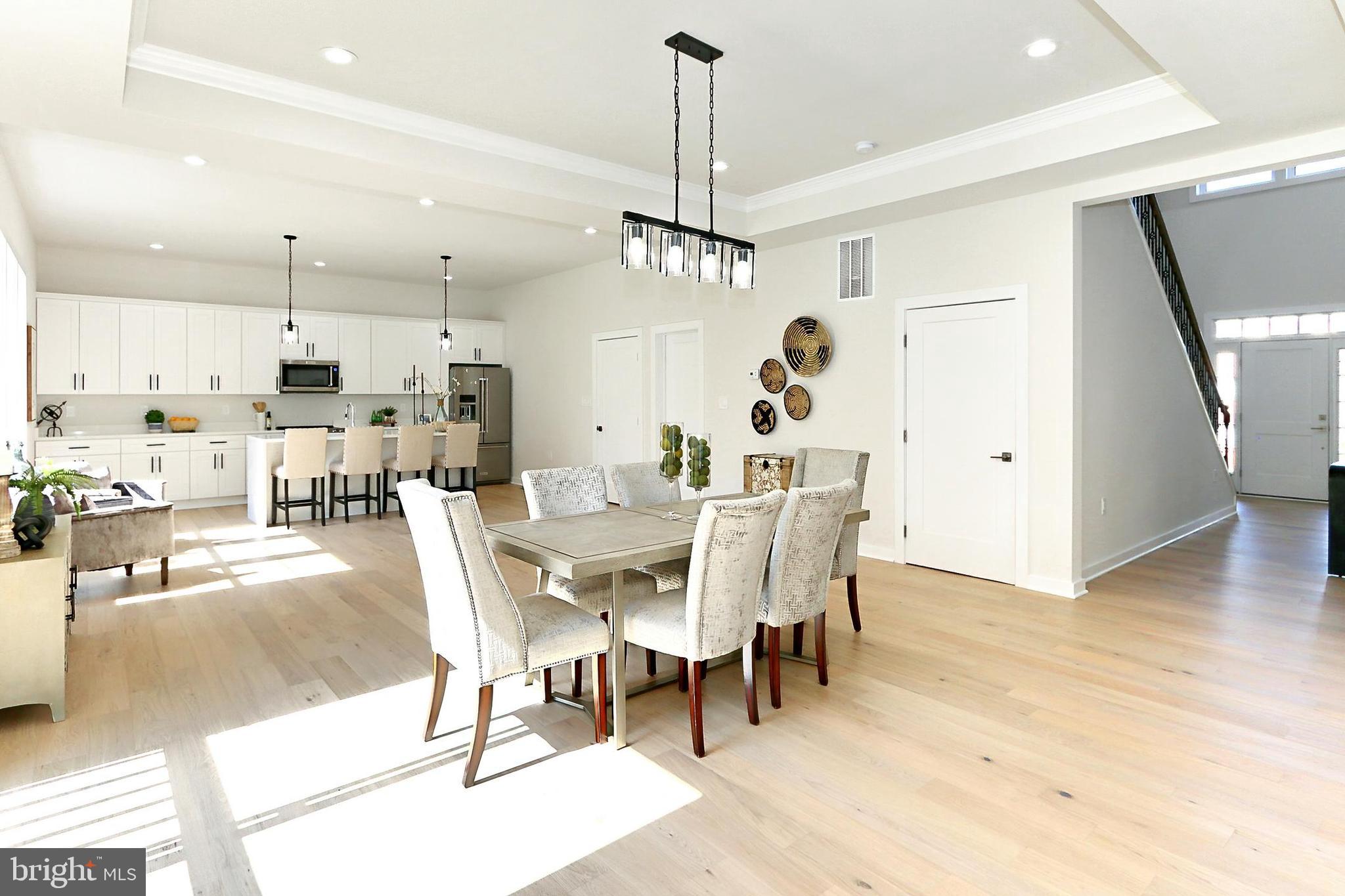 NEAR FALLS CHURCH - Residential