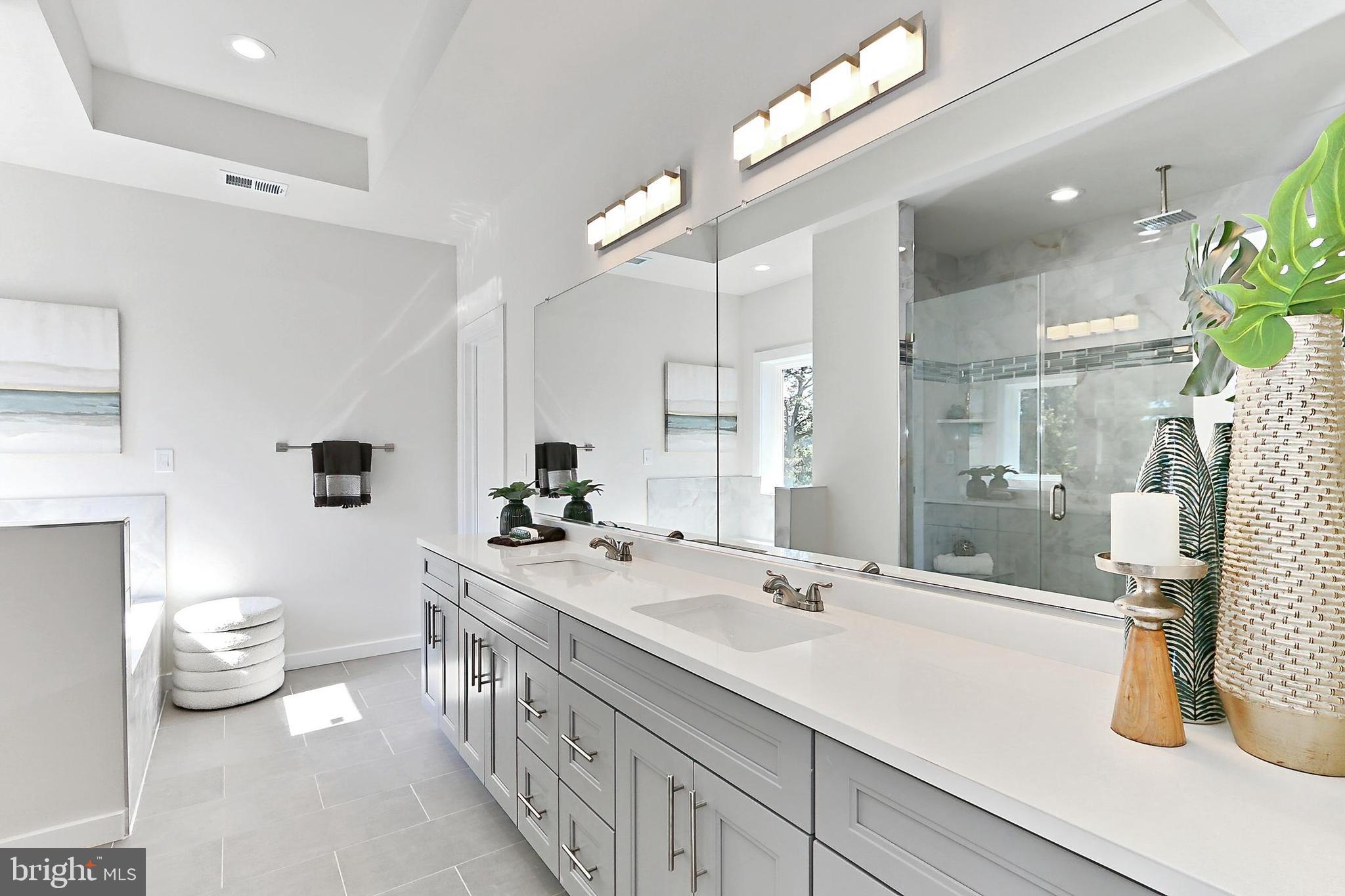 NEAR FALLS CHURCH - Residential