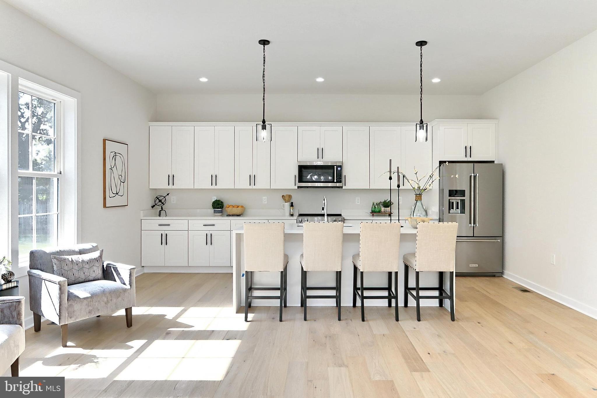 NEAR FALLS CHURCH - Residential